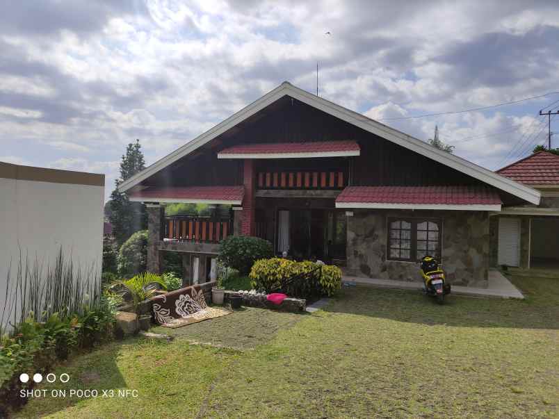 villa alamat jalan cisarua km 82