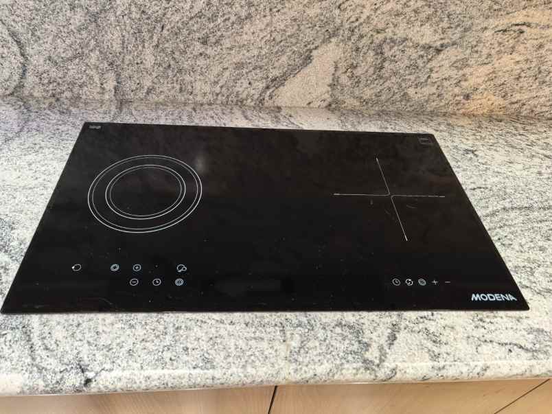 apartemen private lift la riz mansion lantai 2