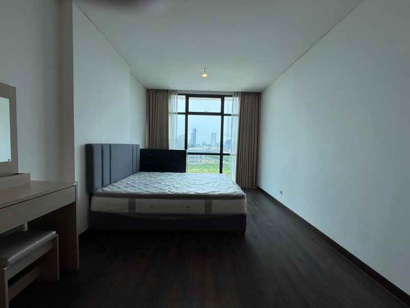 apartemen veranda residence puri indah 3br corner hook