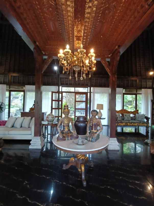balinese style villa for sale in sidemen