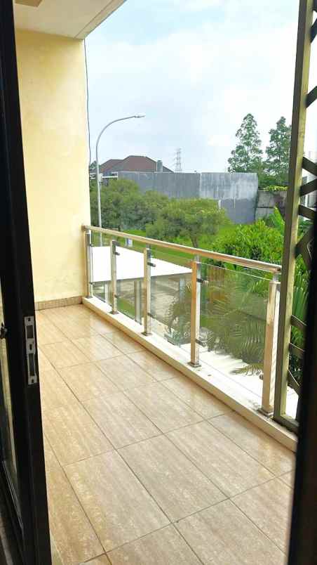 cluster arana harapan indah 2 5 lt semi barbie