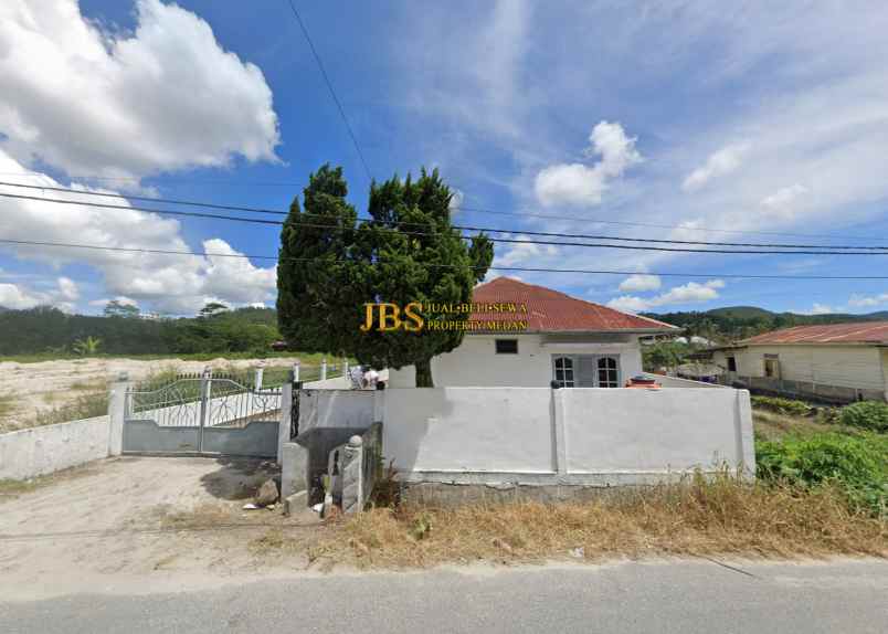 dijual 3 unit rumah di jalan dr td pardede tarutung