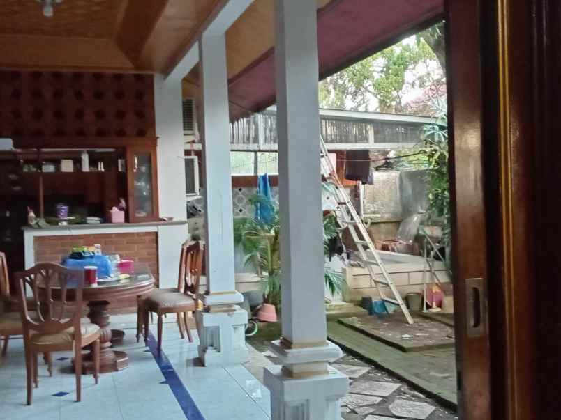dijual 5 are free rumah lama jl sakura suli denpasar