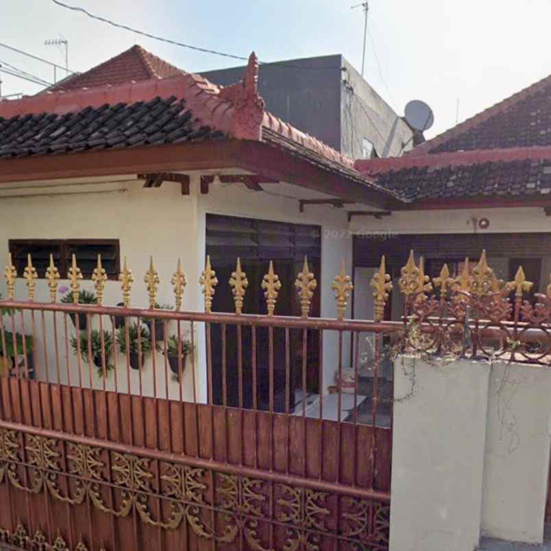 dijual 5 are free rumah lama jl sakura suli denpasar