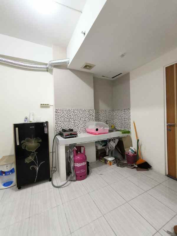 dijual apartemen apartemen dharmahusada