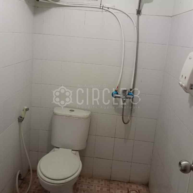dijual apartemen metro suites