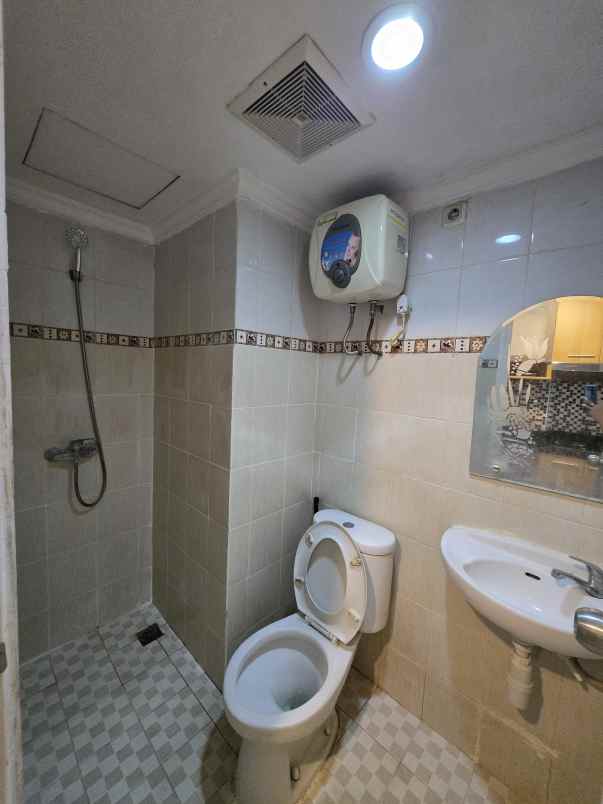 dijual apartemen puncak permai