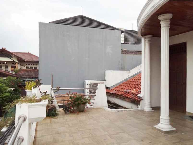 dijual bu rumah mewah di tebet jakarta selatan