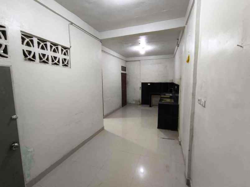 dijual cepat rumah 2 lantai perum damai langgeng