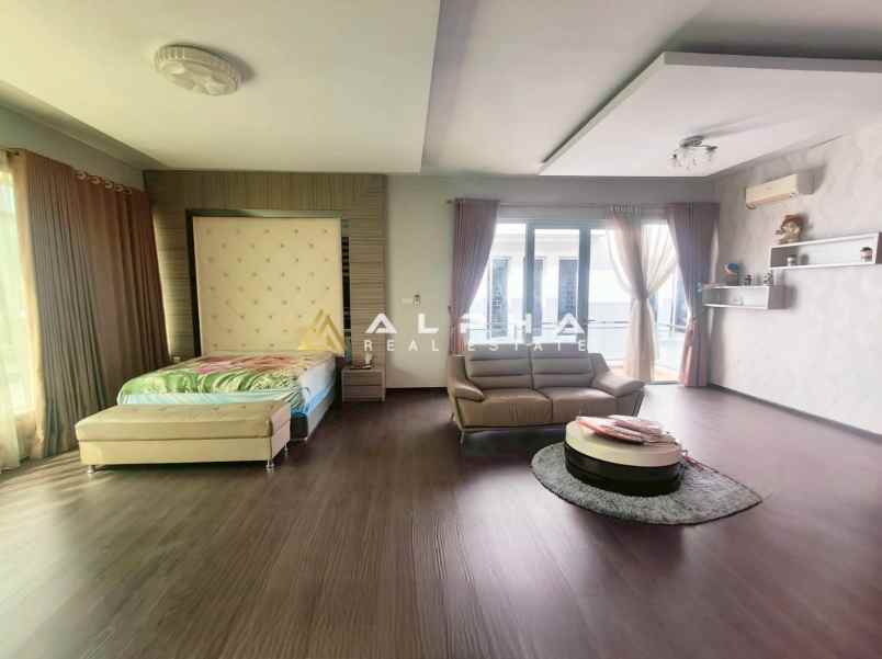 dijual cepat rumah luas beverly green di batam center