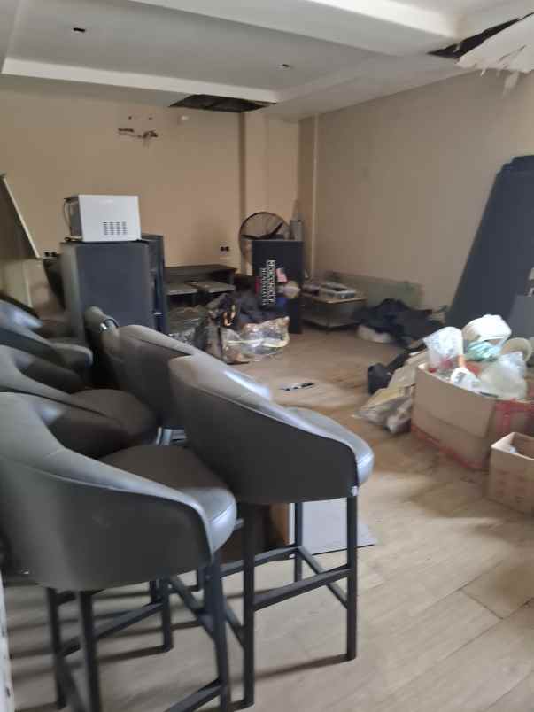 dijual ex bengkel di bintaro