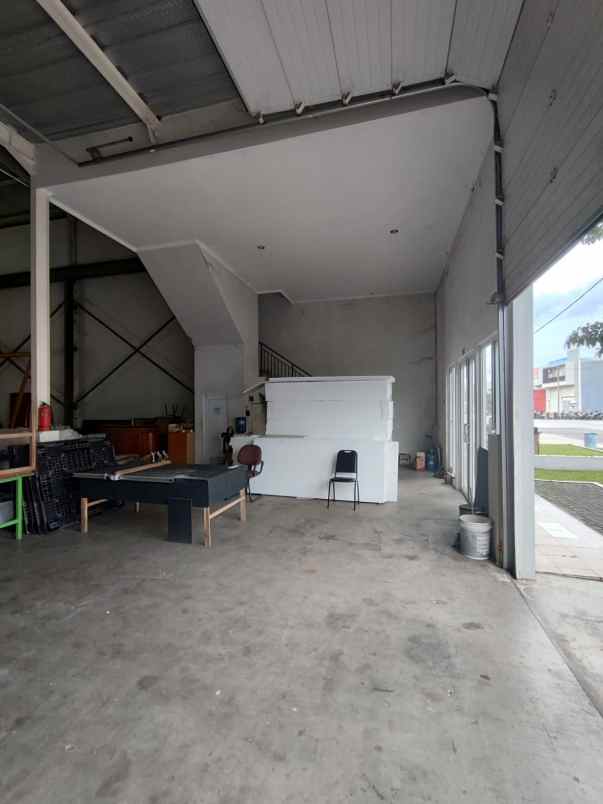dijual gudang dan office di bizpoint cikupa tangerang