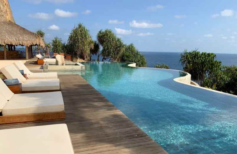 dijual hotel hoba wawi kec wanokaka kab