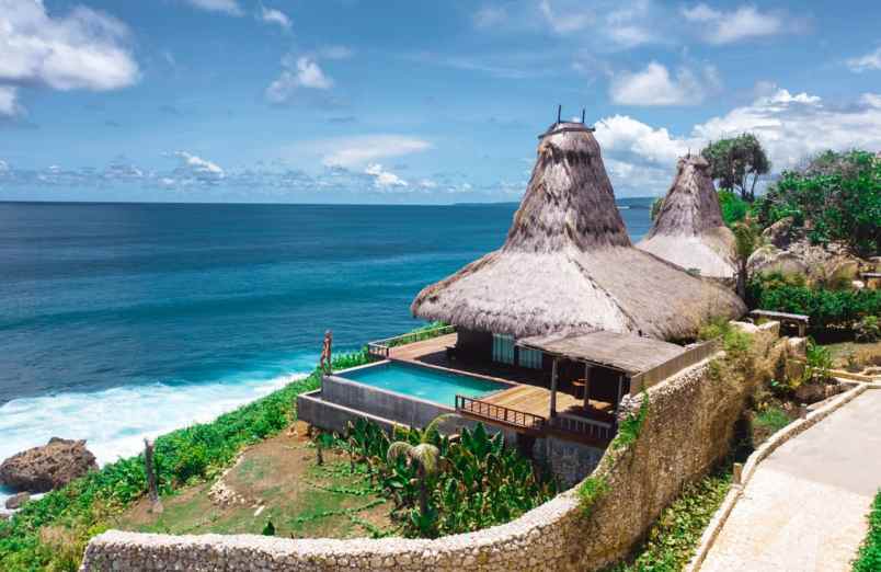 dijual hotel hoba wawi kec wanokaka kab