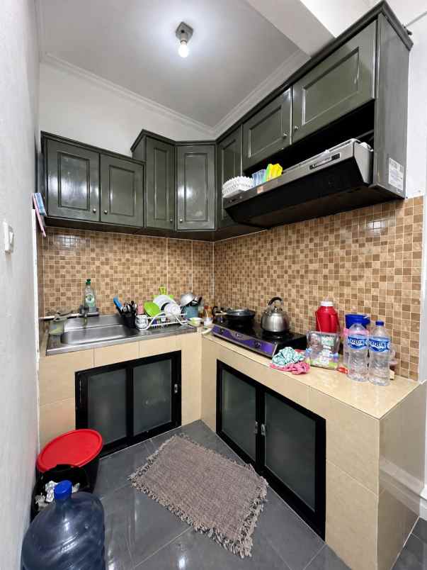 dijual kost batu ampar