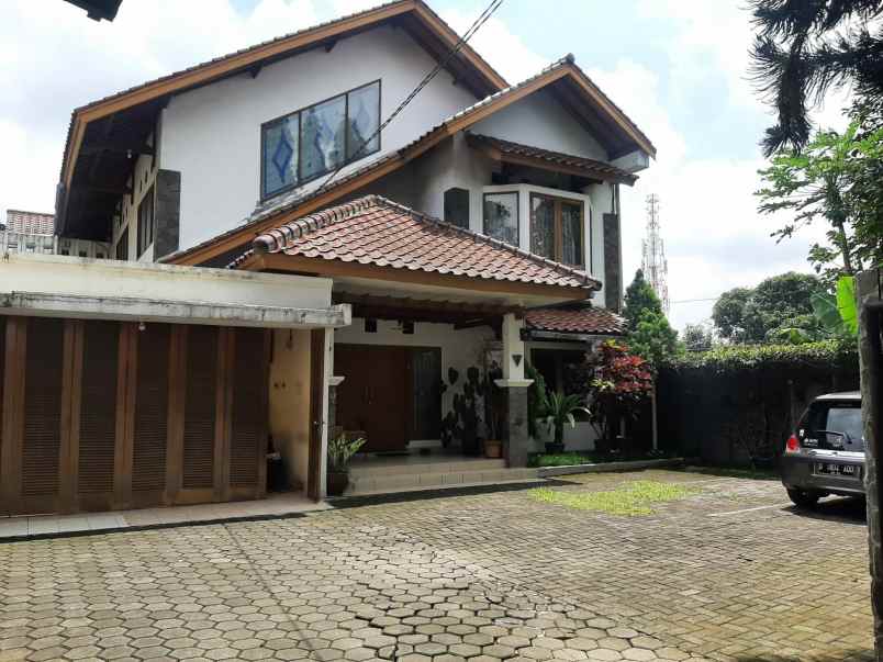 dijual kost cigadung raya barat