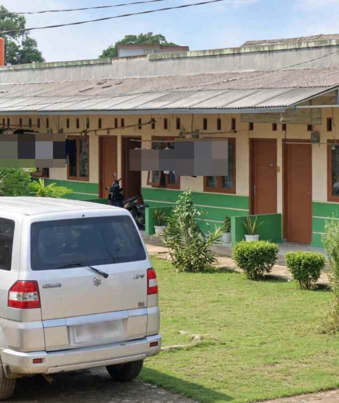 dijual kost jelupang