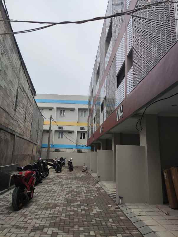 dijual kost kukusan depok