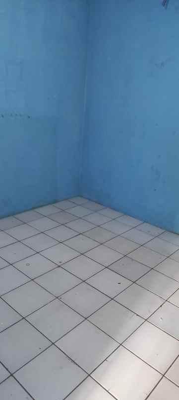 dijual kost perbatasan jelupang dan