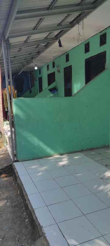dijual kost perbatasan jelupang dan