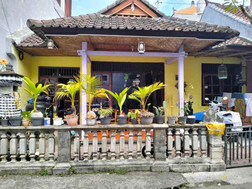dijual murah tanah bonus rumah di kebo iwa denpasar