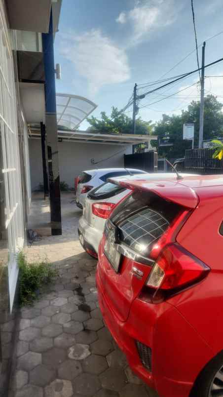 dijual ruko gudang kantor jalan kaliurang km 14
