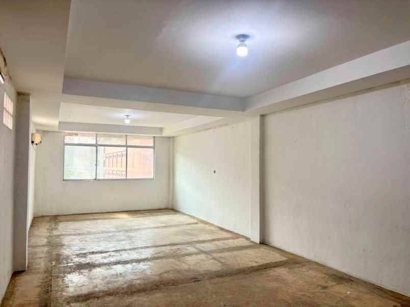 dijual ruko gudang kantor jalan kh hasyim ashari