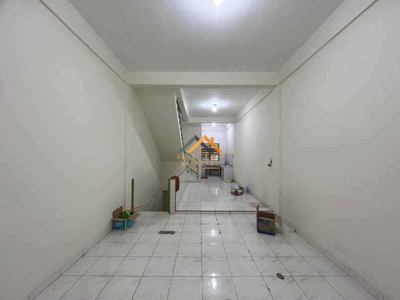 dijual ruko gudang kantor jalan pancing dekat mmtc