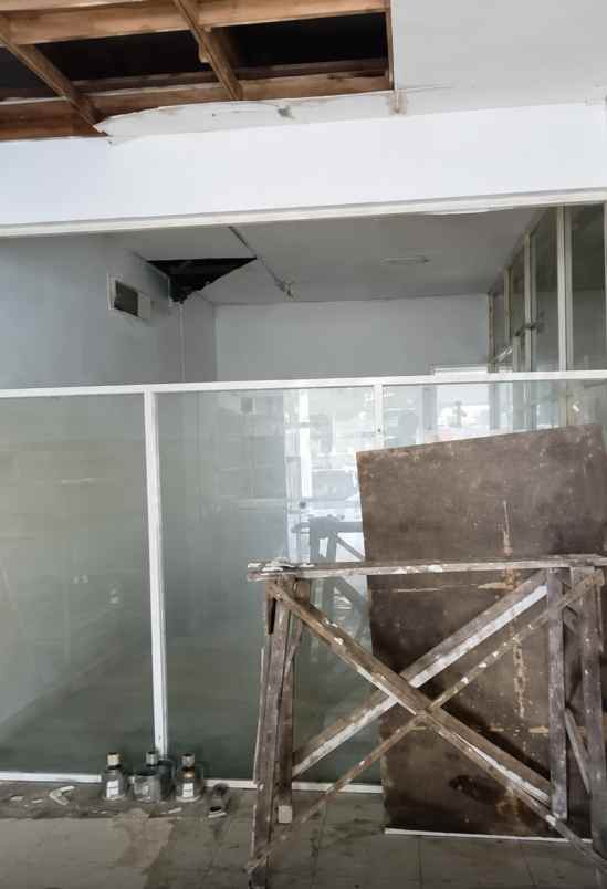 dijual ruko gudang kantor jalan prof dr seopomo