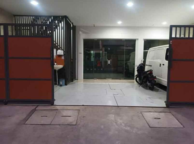 dijual ruko gudang kantor jemursari wonocolo