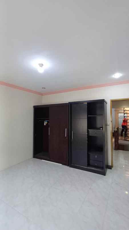 dijual rumah 2 1 4 lantai duri kepa jakarta barat