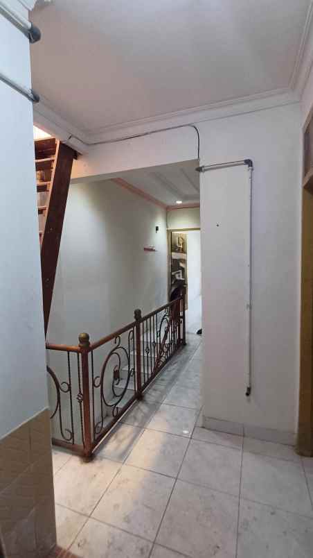 dijual rumah 2 1 4 lantai duri kepa jakarta barat