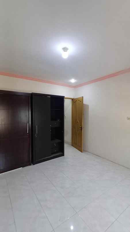 dijual rumah 2 1 4 lantai duri kepa jakarta barat