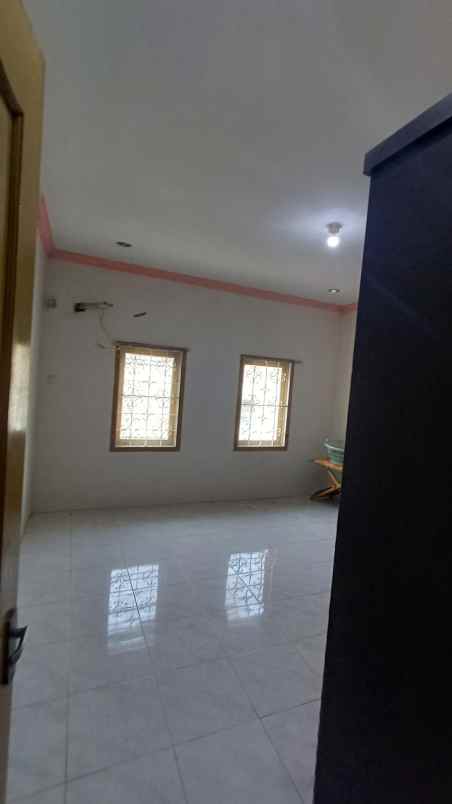 dijual rumah 2 1 4 lantai duri kepa jakarta barat