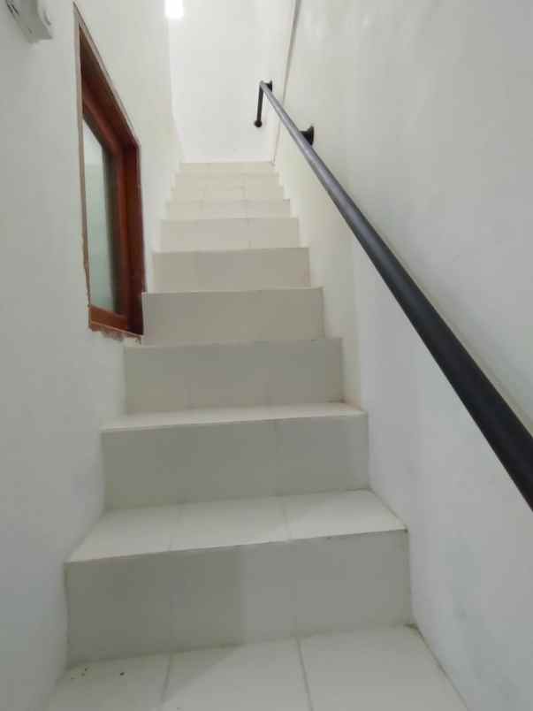 dijual rumah 2 lt bagus bebas banjir bcs kelapa gading