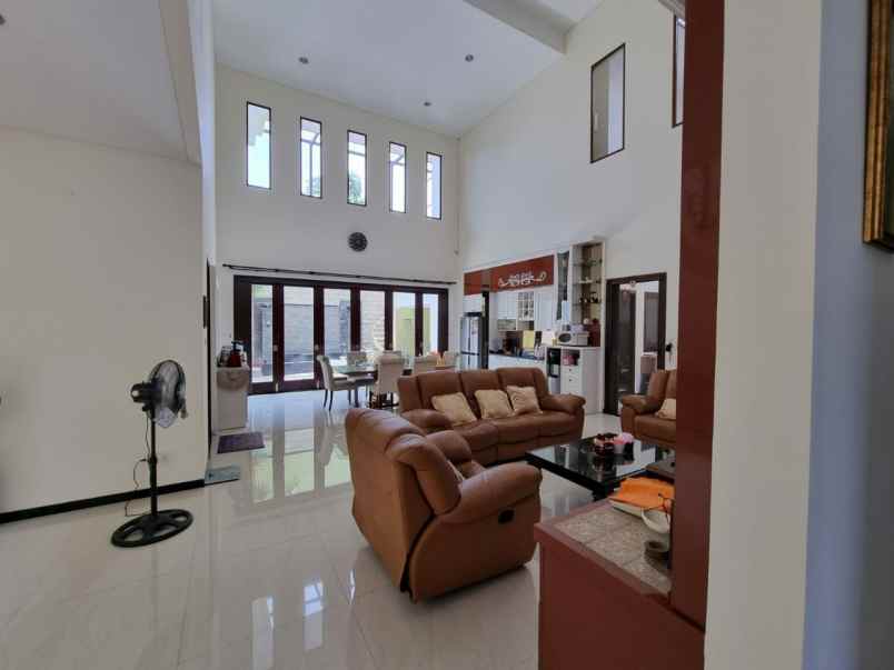 dijual rumah araya galaxy bumi permai