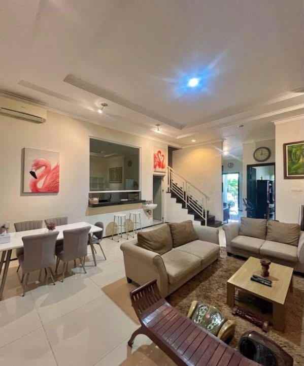 dijual rumah araya galaxy bumi permai