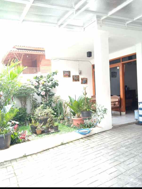 dijual rumah arcamanim