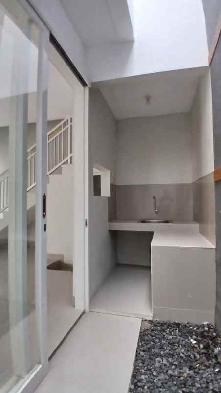 dijual rumah asrikaton pakis malang