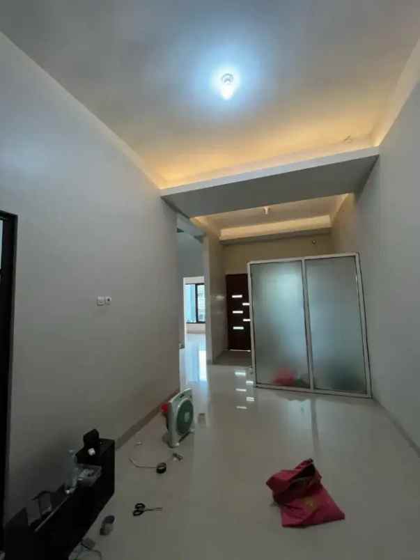 dijual rumah babatan indah surabaya