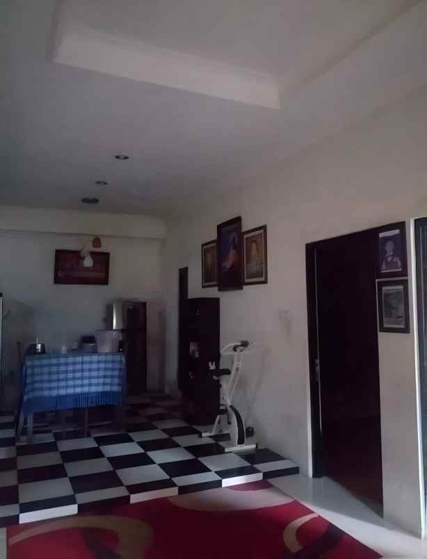 dijual rumah babatan indah wiyung