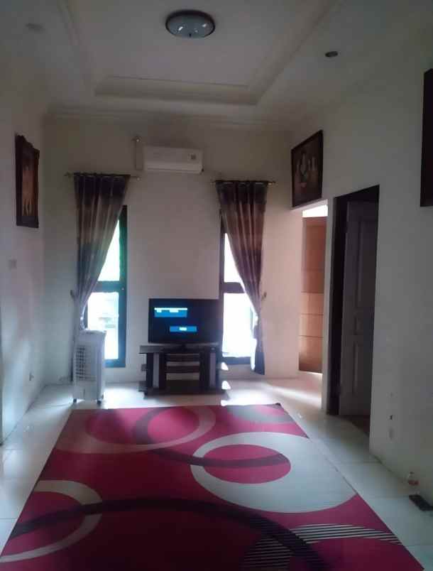 dijual rumah babatan indah wiyung