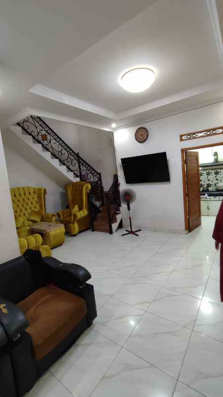 dijual rumah bangunan baru