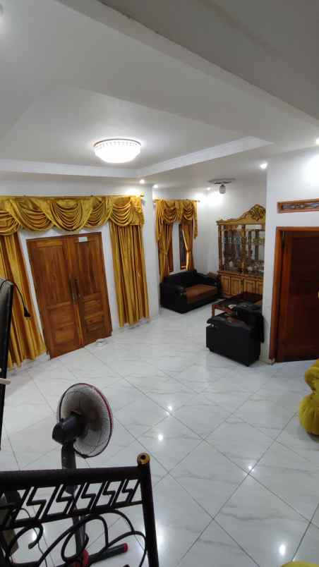 dijual rumah bangunan baru