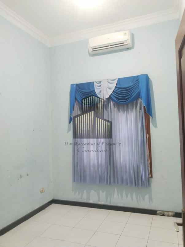 dijual rumah banyumanik