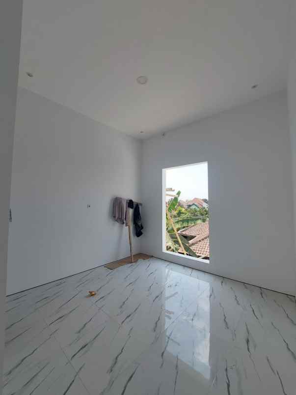 dijual rumah baru minimalis lokasi bantaran