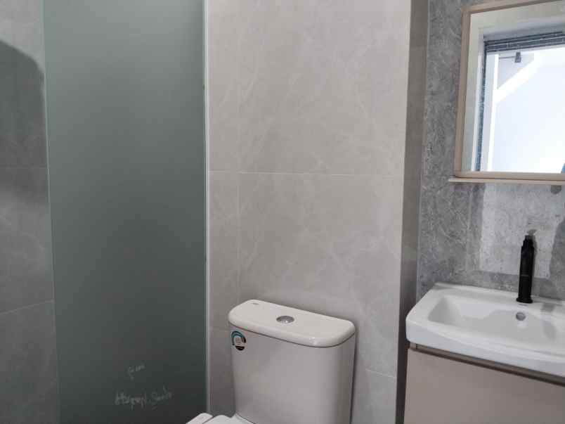 dijual rumah baru pondok kelapa duren sawit