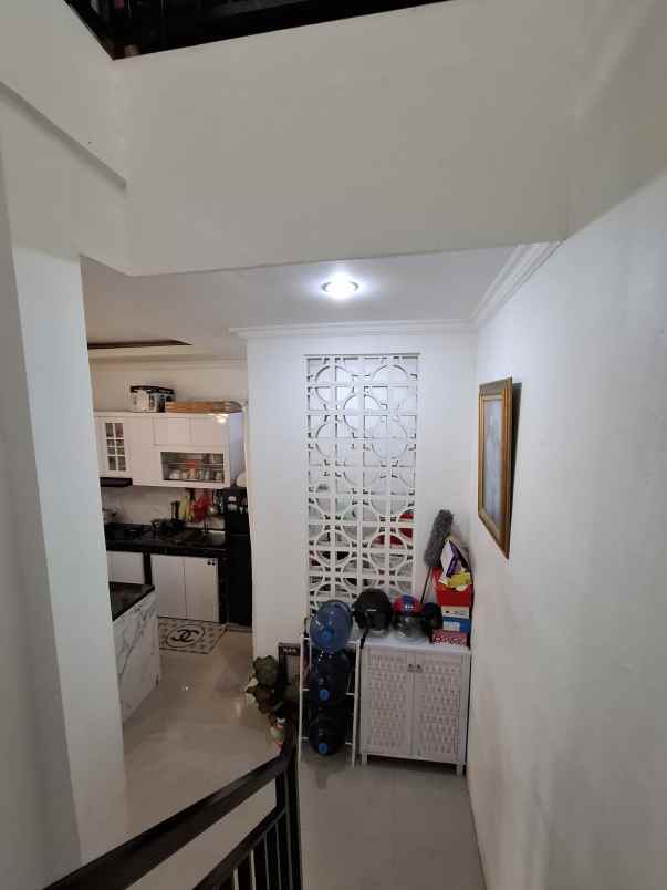 dijual rumah bintara