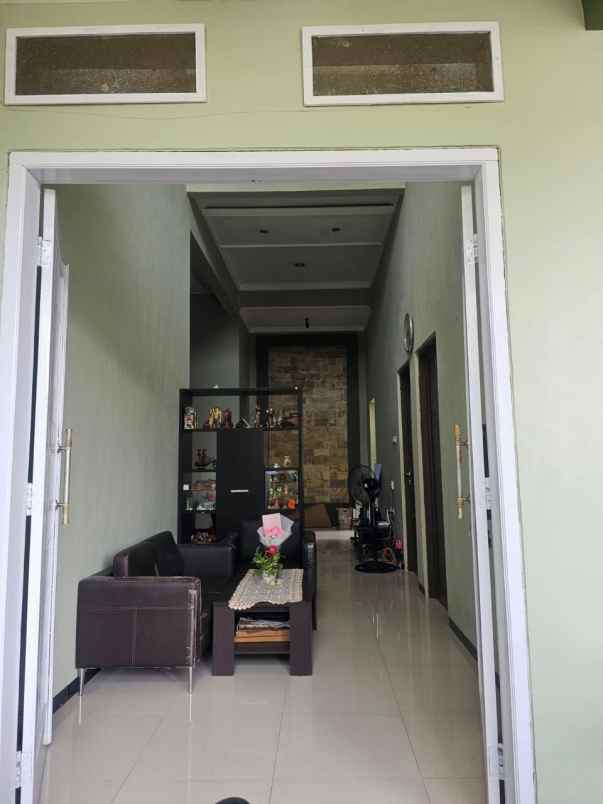 dijual rumah buduran