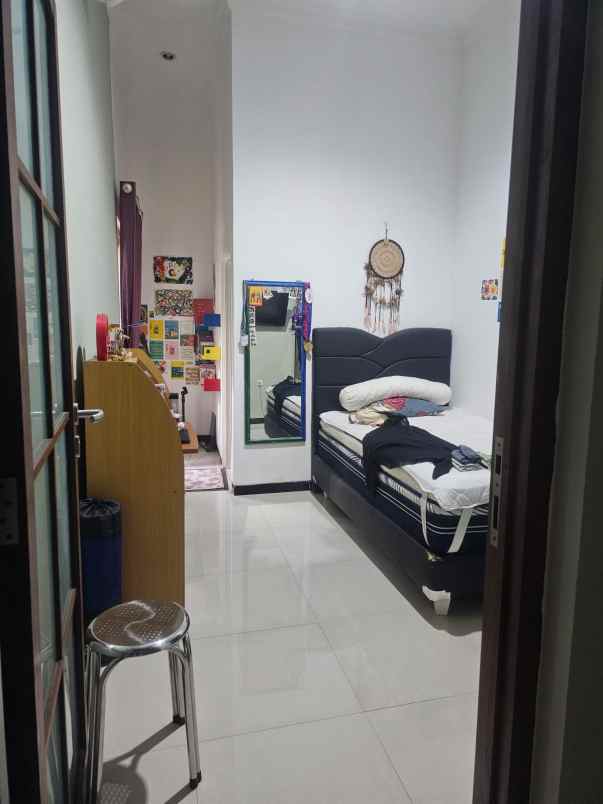 dijual rumah buduran